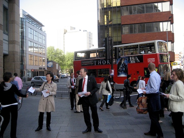 andyslaughterleafletting_270411